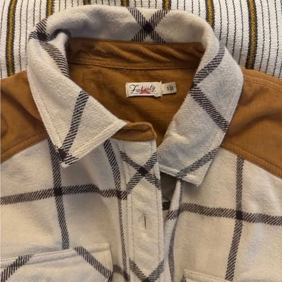 Faherty Daly button-down flannel shirt with corduroy accents women’s size small - Picture 6 of 8